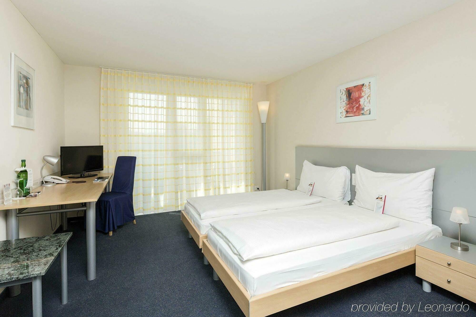 Aarau West Swiss Quality Hotel Oberentfelden Exteriör bild